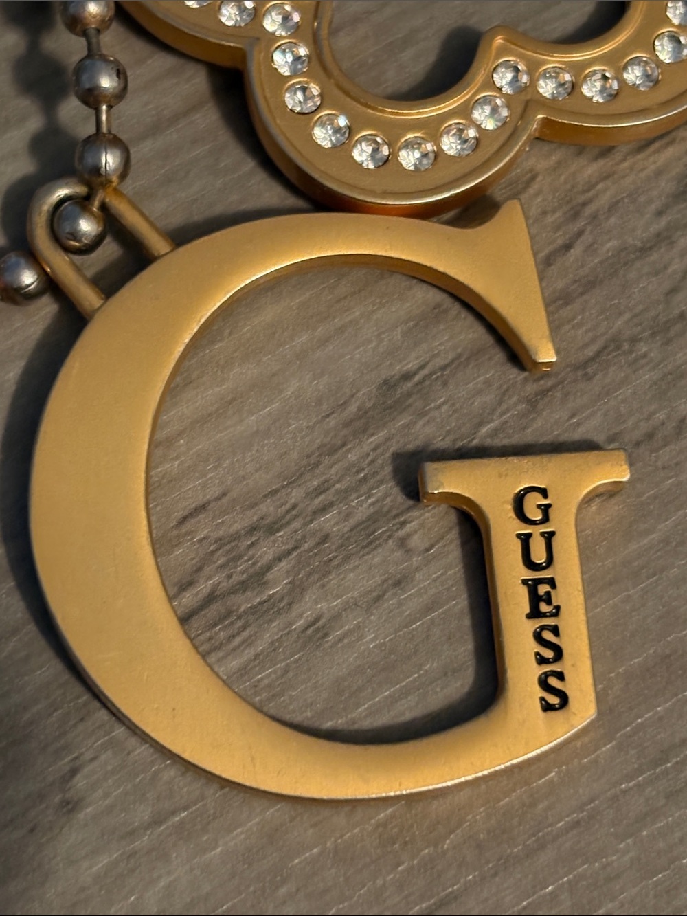 Guess Flower bag/Key Charm - Picture 2 of 4